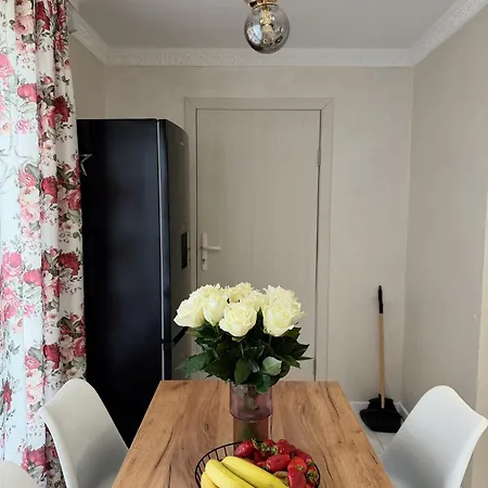 Holiday home Fochyn House *
